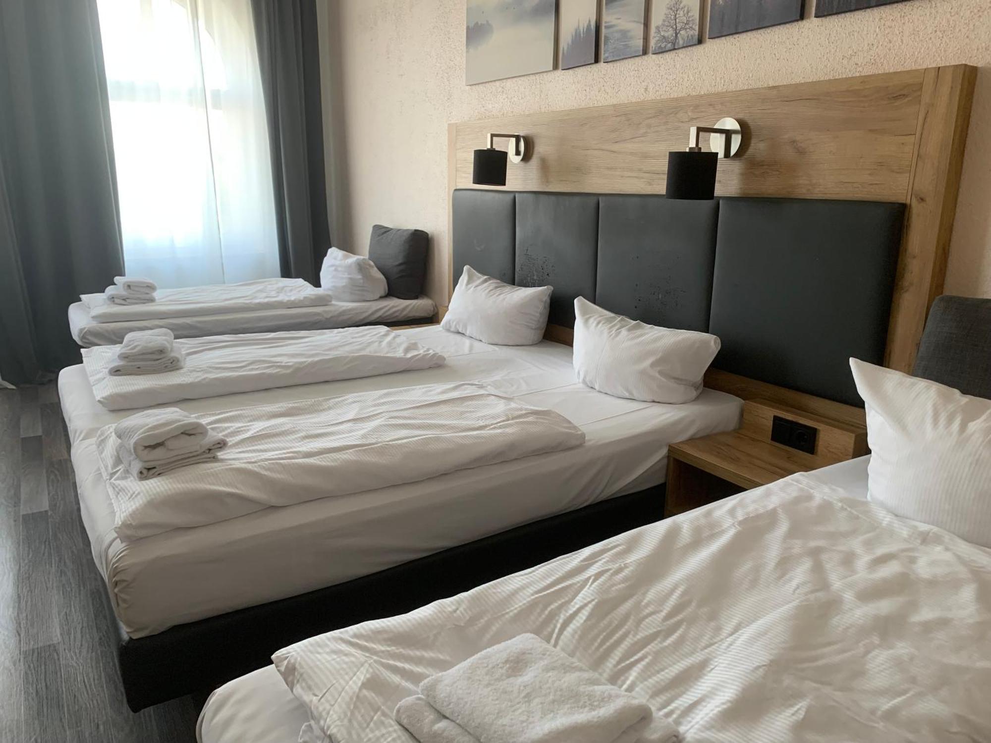 Hotel Bee Fang Hamburg Dış mekan fotoğraf